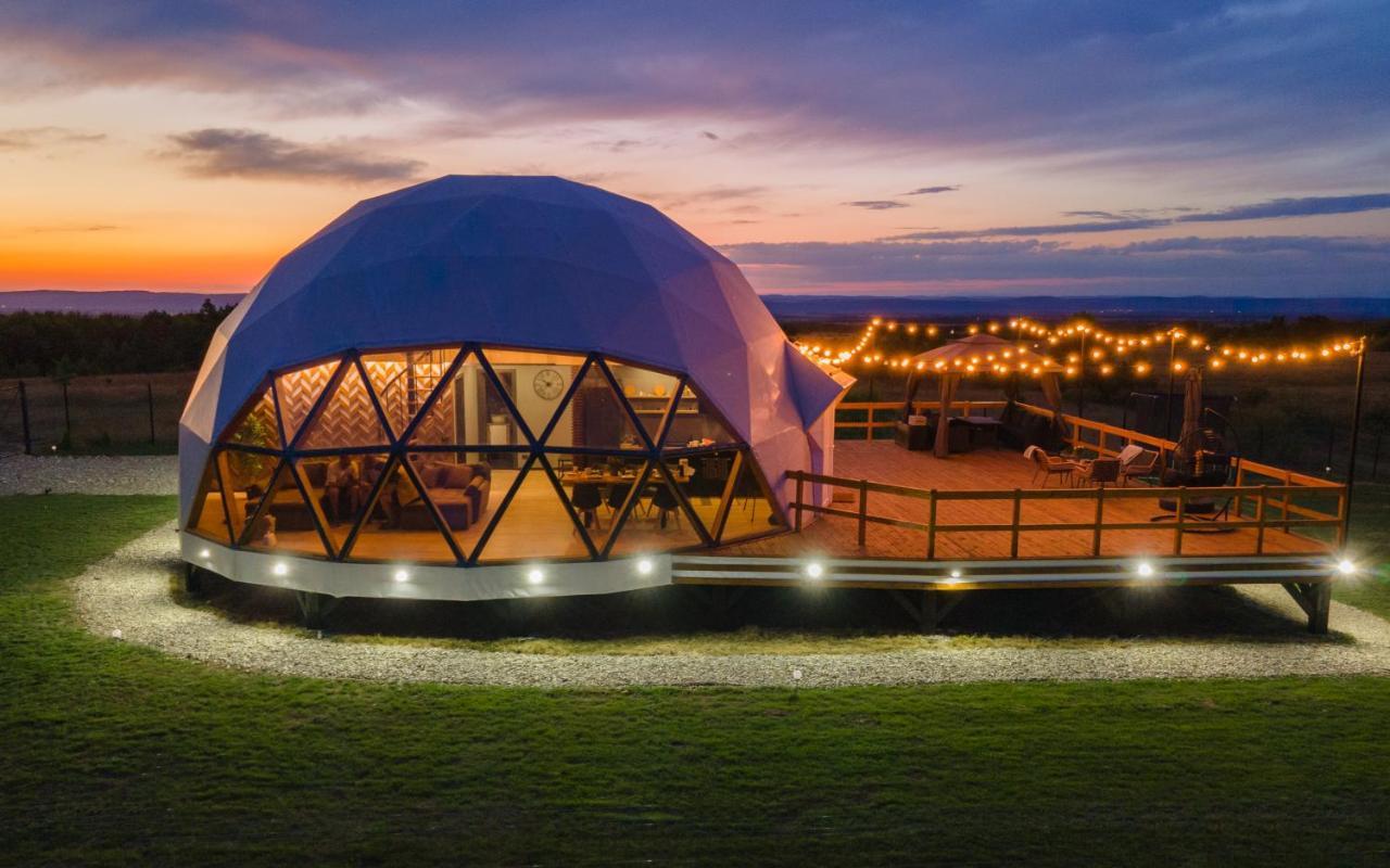הוילה The Dome Breaza מראה חיצוני תמונה